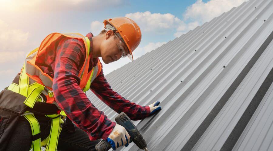 GAF certified roofer in Grand Ridge, FL